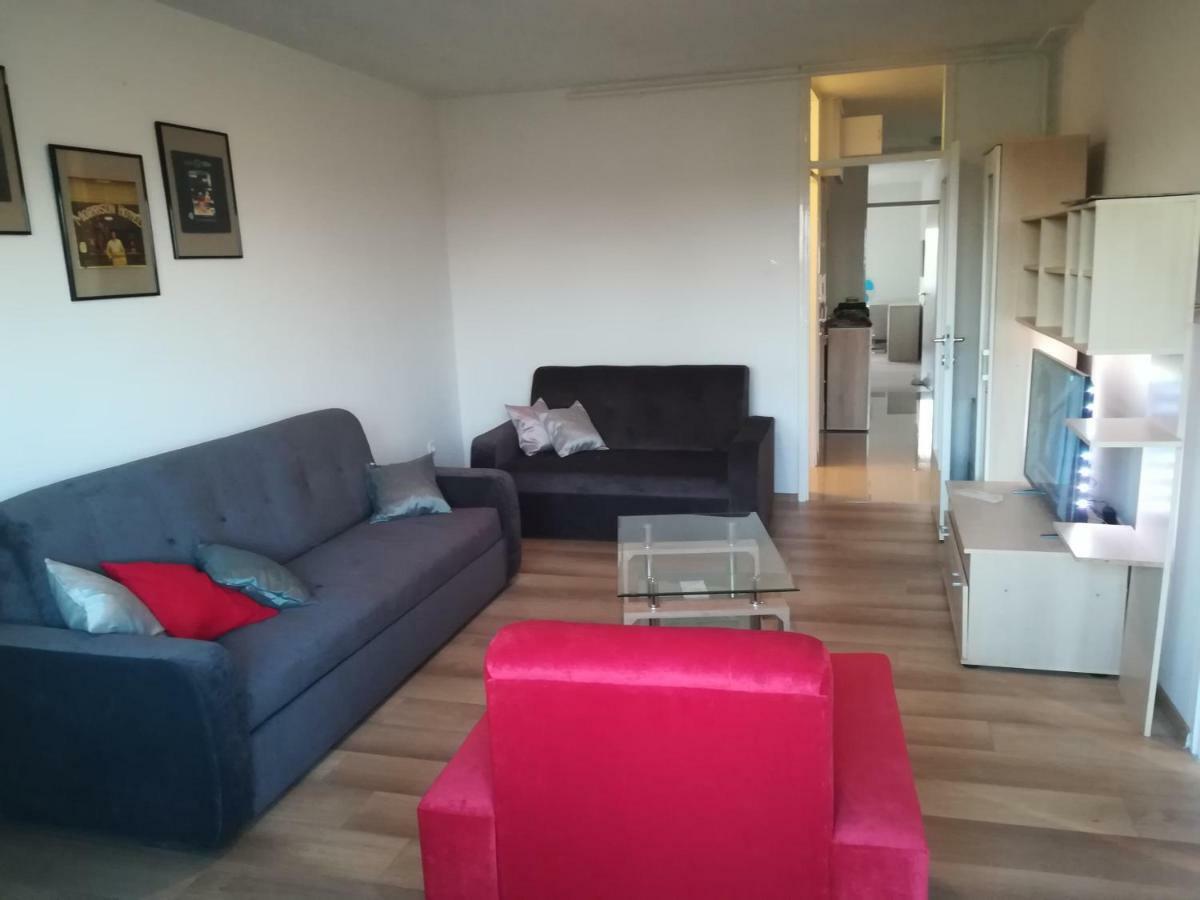 Apartman Tonika Pula Exterior foto